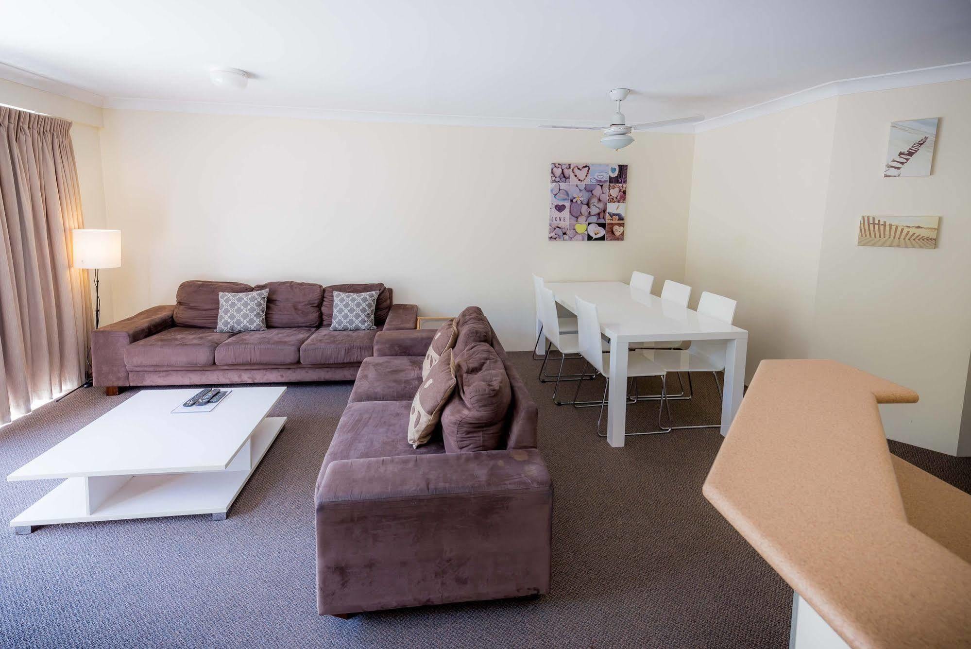 Miami Beachside Holiday Apartments Gold Coast Eksteriør billede