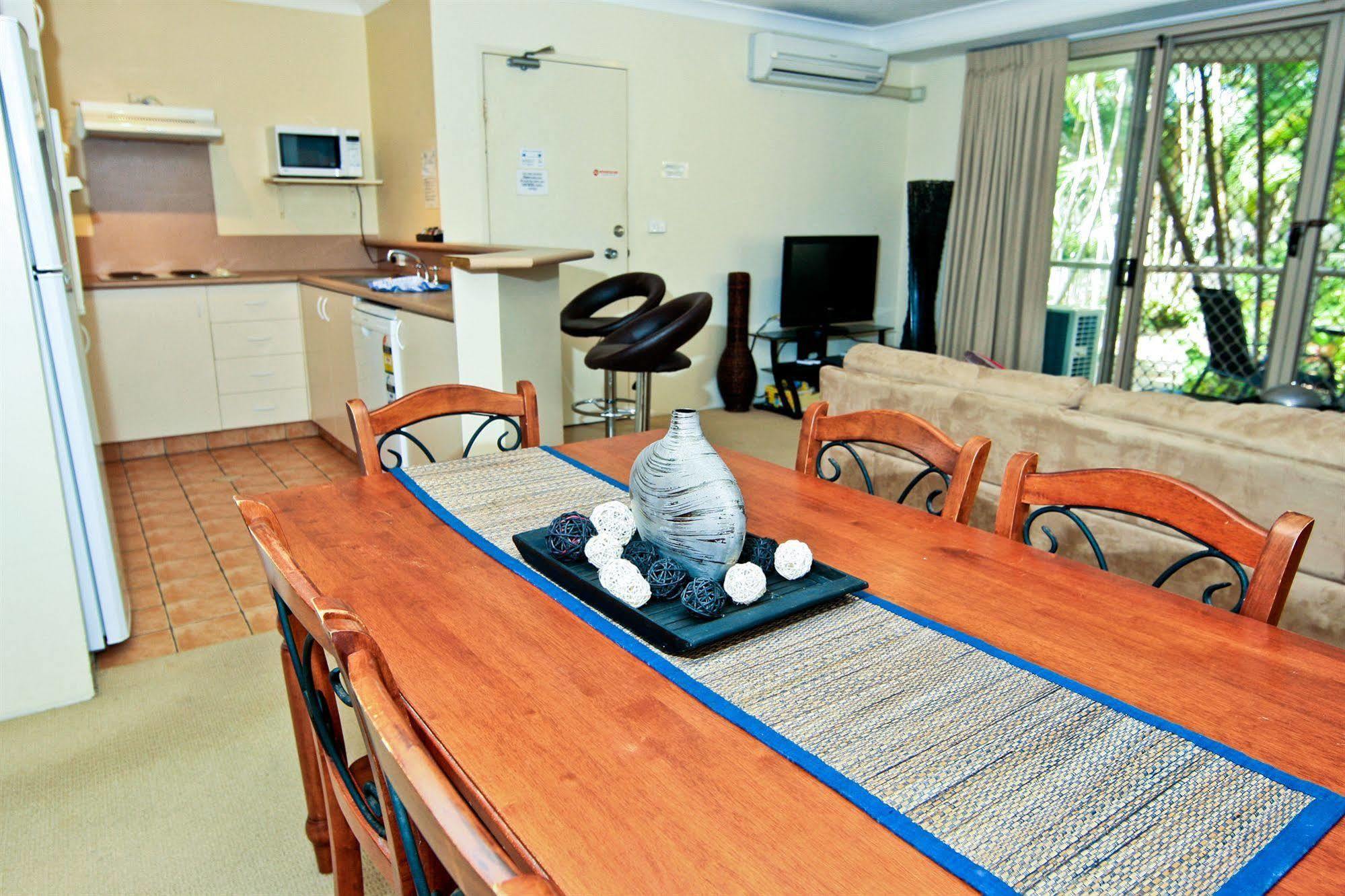 Miami Beachside Holiday Apartments Gold Coast Eksteriør billede