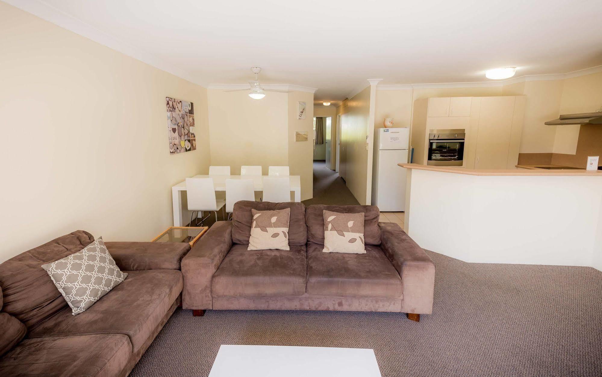 Miami Beachside Holiday Apartments Gold Coast Eksteriør billede