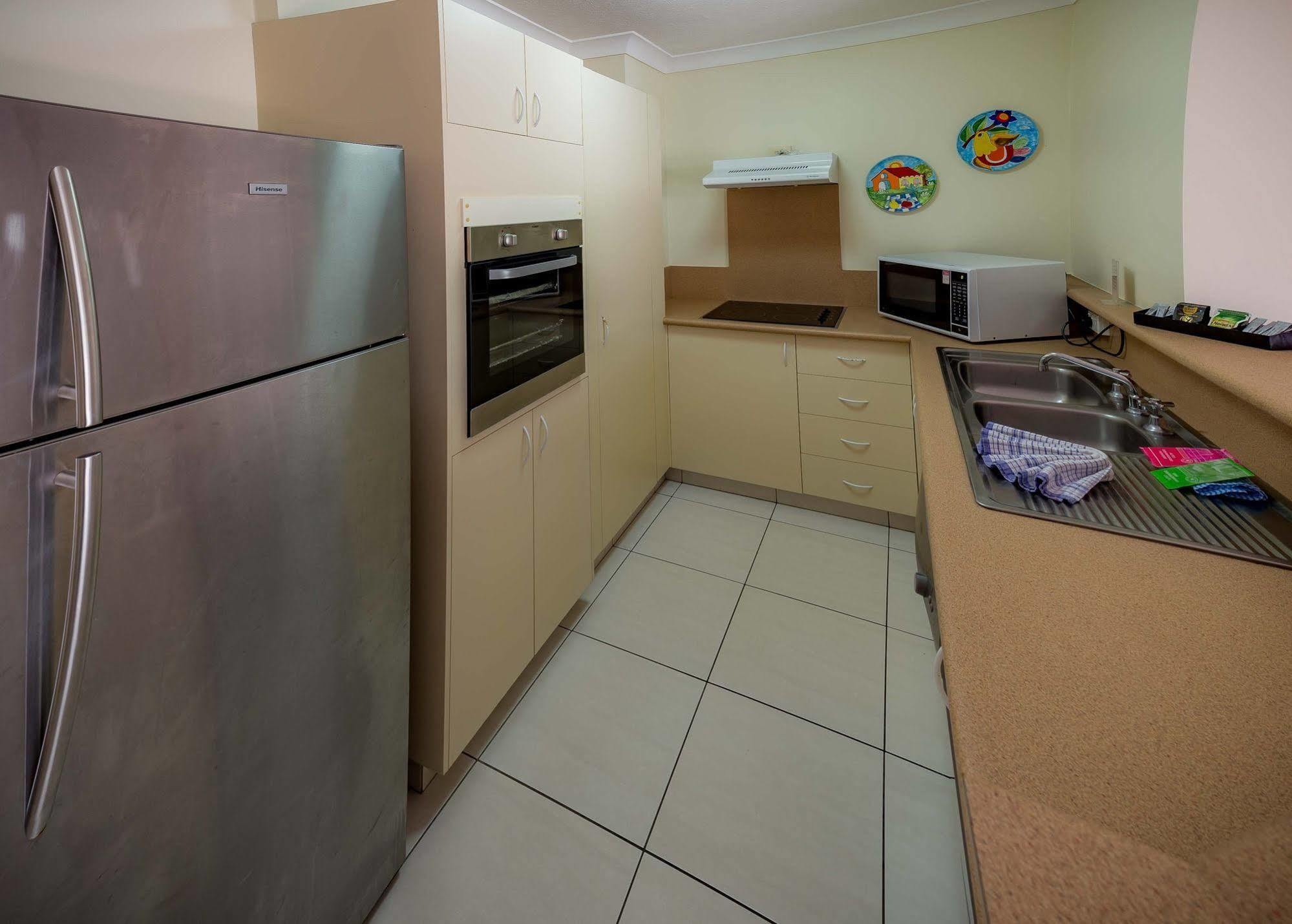 Miami Beachside Holiday Apartments Gold Coast Eksteriør billede